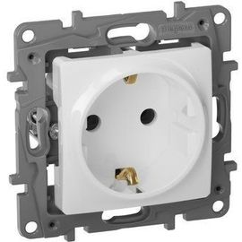  Розетка силовая Legrand Etika (672221) скрыт. зазем. IP21 белый 