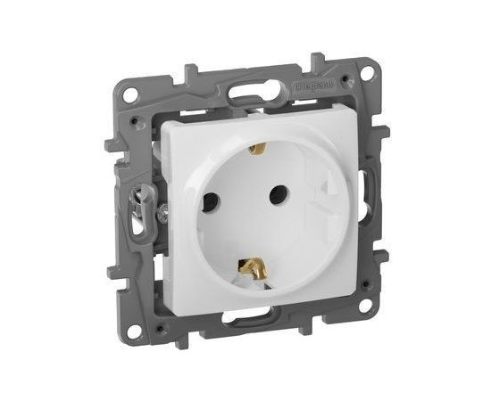  Розетка силовая Legrand Etika (672221) скрыт. зазем. IP21 белый 